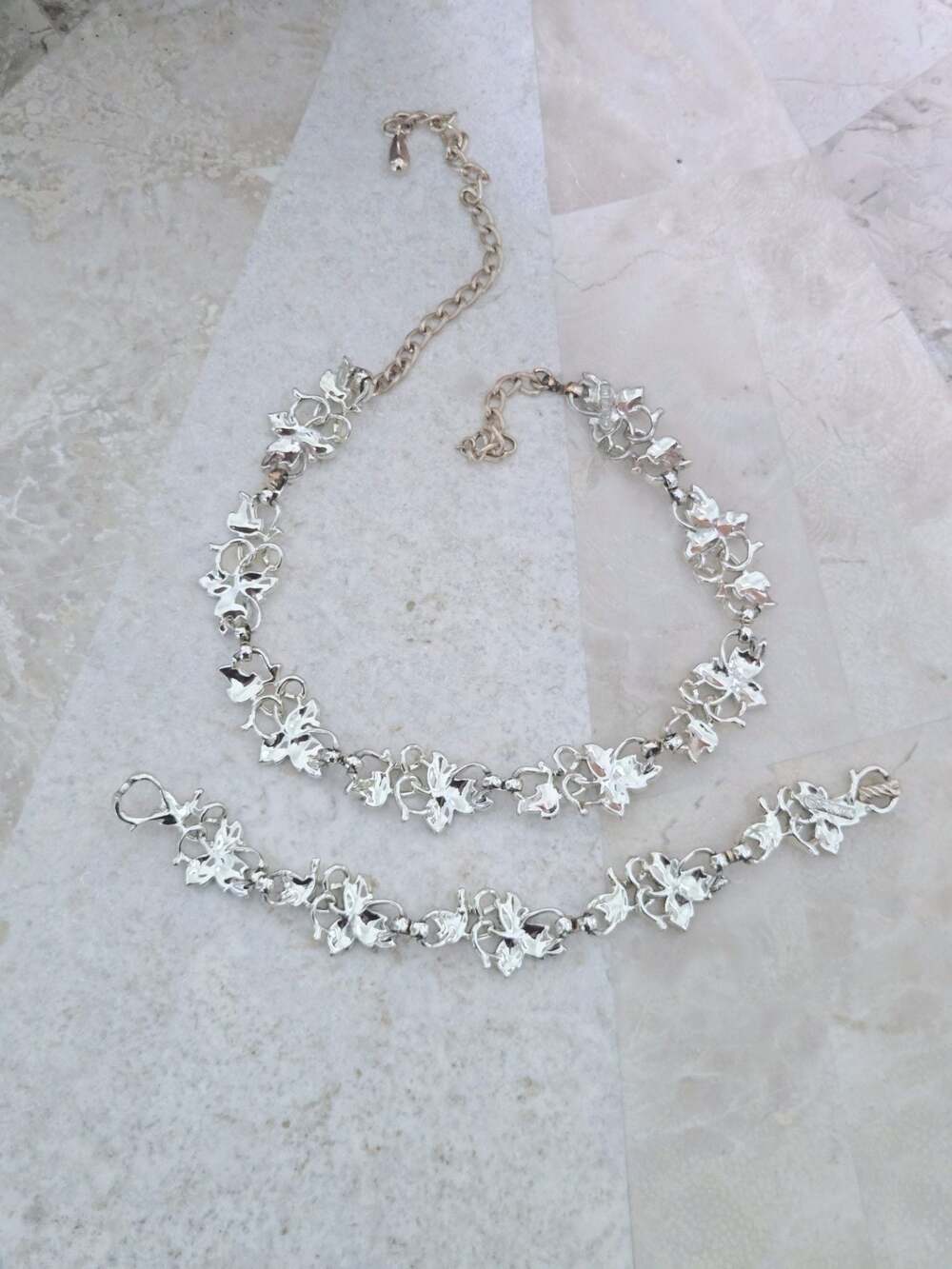 Sarah Coventry Choker Necklace and Bracelet, Vintage Leaf Link